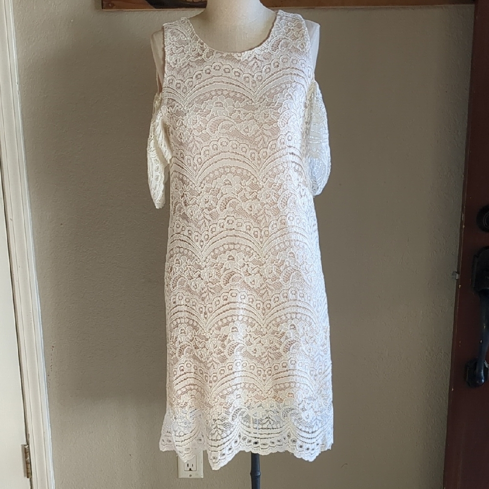 Elegant Cream Lace Dress